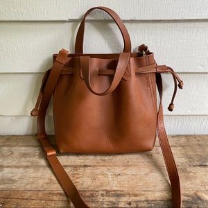 Madewell Small Drawstring Transport Crossb…